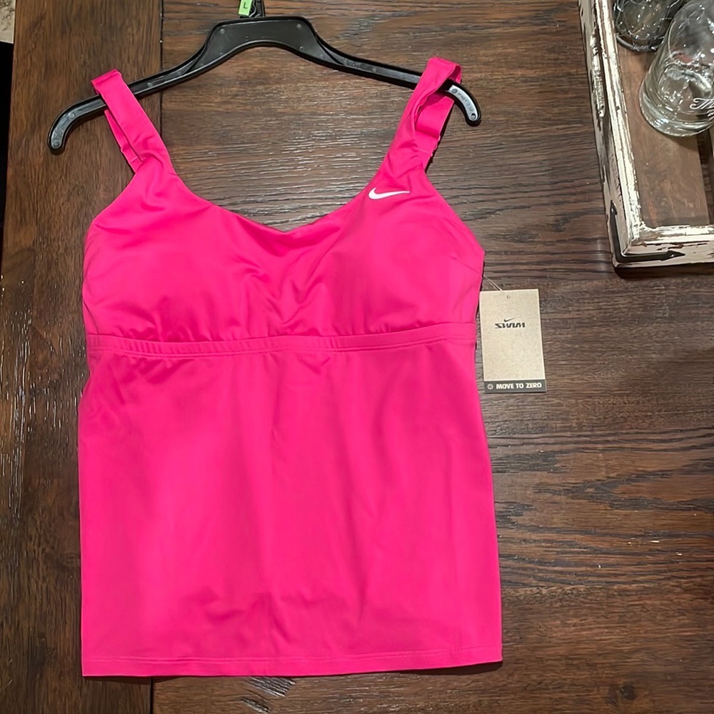 Woman’s Nike Swim Top